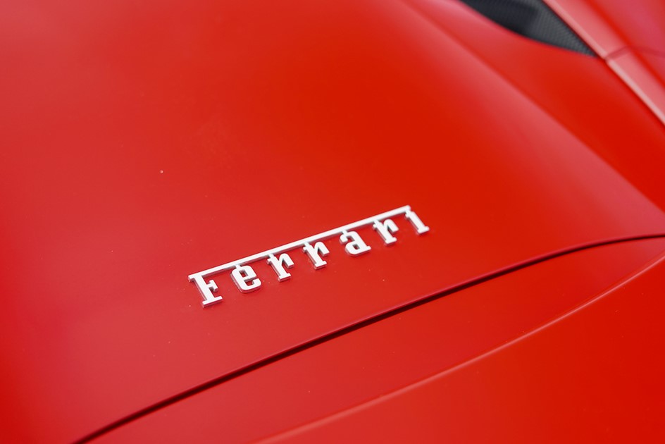 Ferrari 488 Spider 26