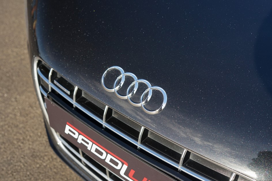 Audi R8 V10 Coupe 7