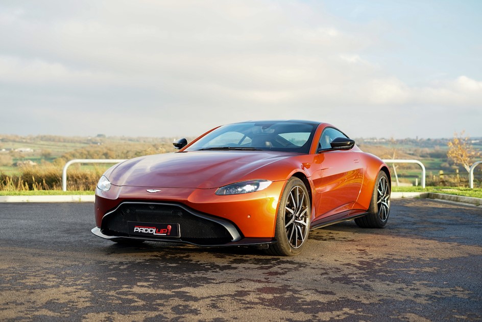 Aston Martin Vantage Paddlup Cinnabar Orange