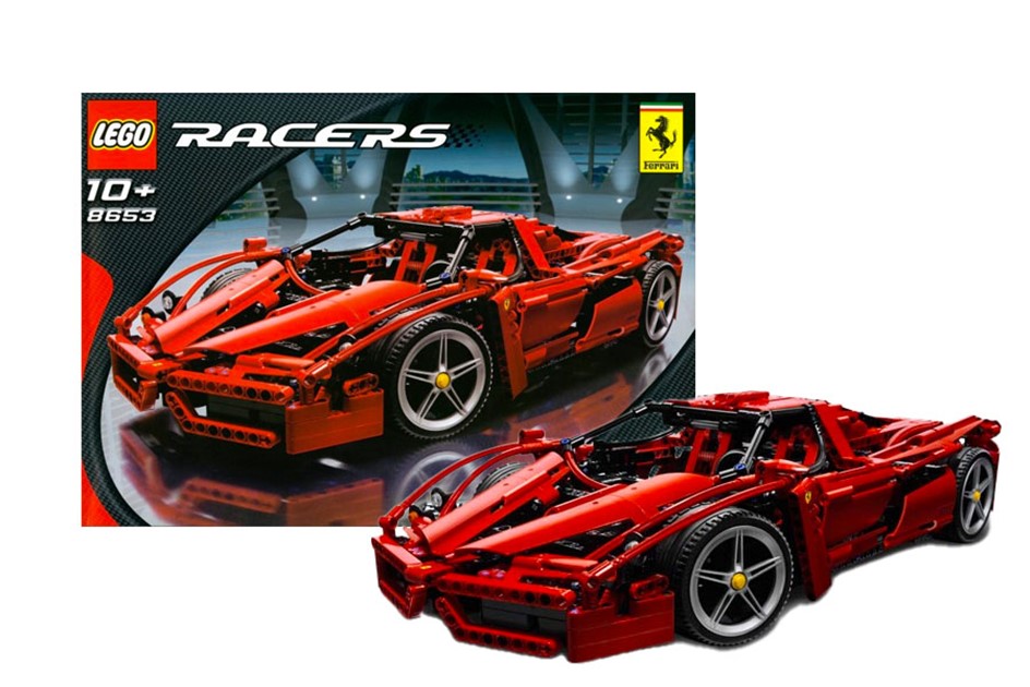 A Ferrari Enzo Lego Racers set