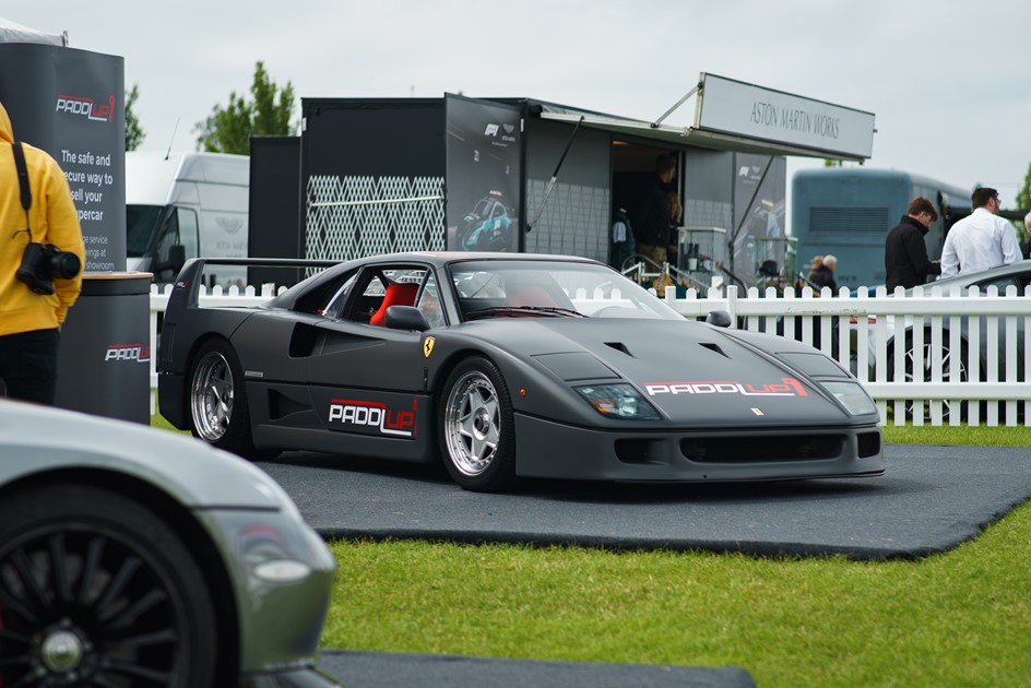 The Yiannimize wrapped PaddlUp Ferrari F40 at Supercar Fest